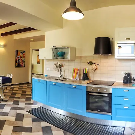 Ranzoni 3 Sub. 1 Apartament